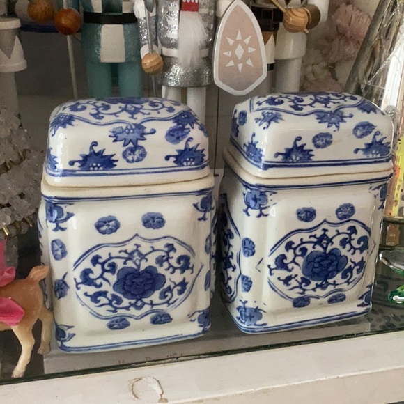 Vintage Other - •⬇️PAIR VINTAGE CHINOISERIE GRAND MILLENNIAL GINGER JARS•⬇️SUNDAY ONLY⬇️